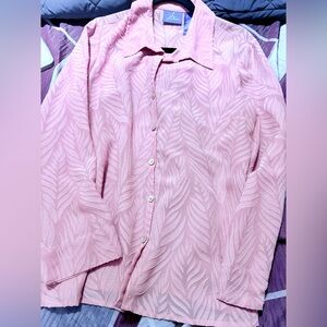 Bundle 3 for $15. JH Collectibles Pink Textured Shirt. Size Large.
